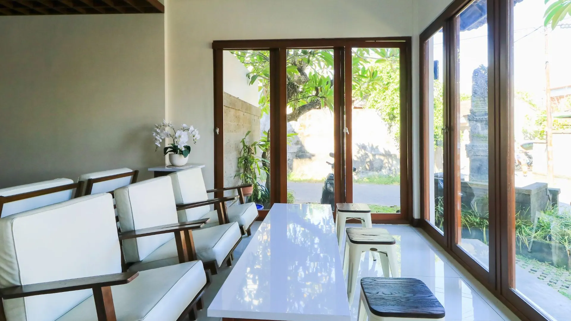 Kak Garden Inn Kuta  2*, Kuta (Bali)